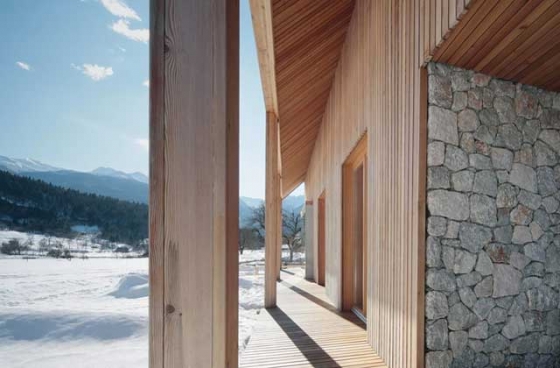6x11-alpine-hut-in-slovene-alps-2