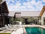 Glass Shavano Park House in Texas by McKinney York Architects - backyard pool