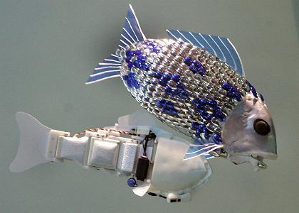 robot-fish-and-robot-fish-without-scales.jpg