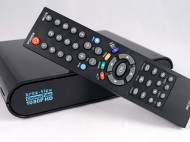 brite-View CinemaTube front with a remote