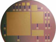 mit-silicon-wafer-with-glucose-fuel-cells