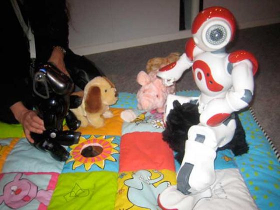 robot-nao-watching-over-aibo-and-toy-dogs