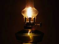 kerosene-lamp