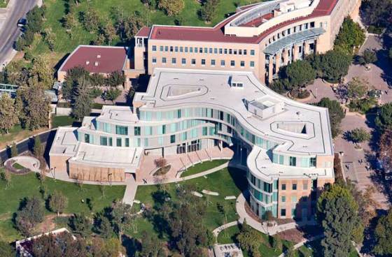 uc-irvine-humanities-gateway-building-2