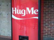 coke-hug-me-machine