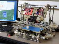 reprap-mendel-3d-printer