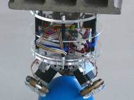 ballip-robot-balancing-on-a-ball-1